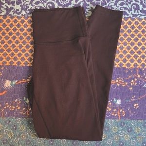 BLACK LULULEMON WUNDER UNDERS